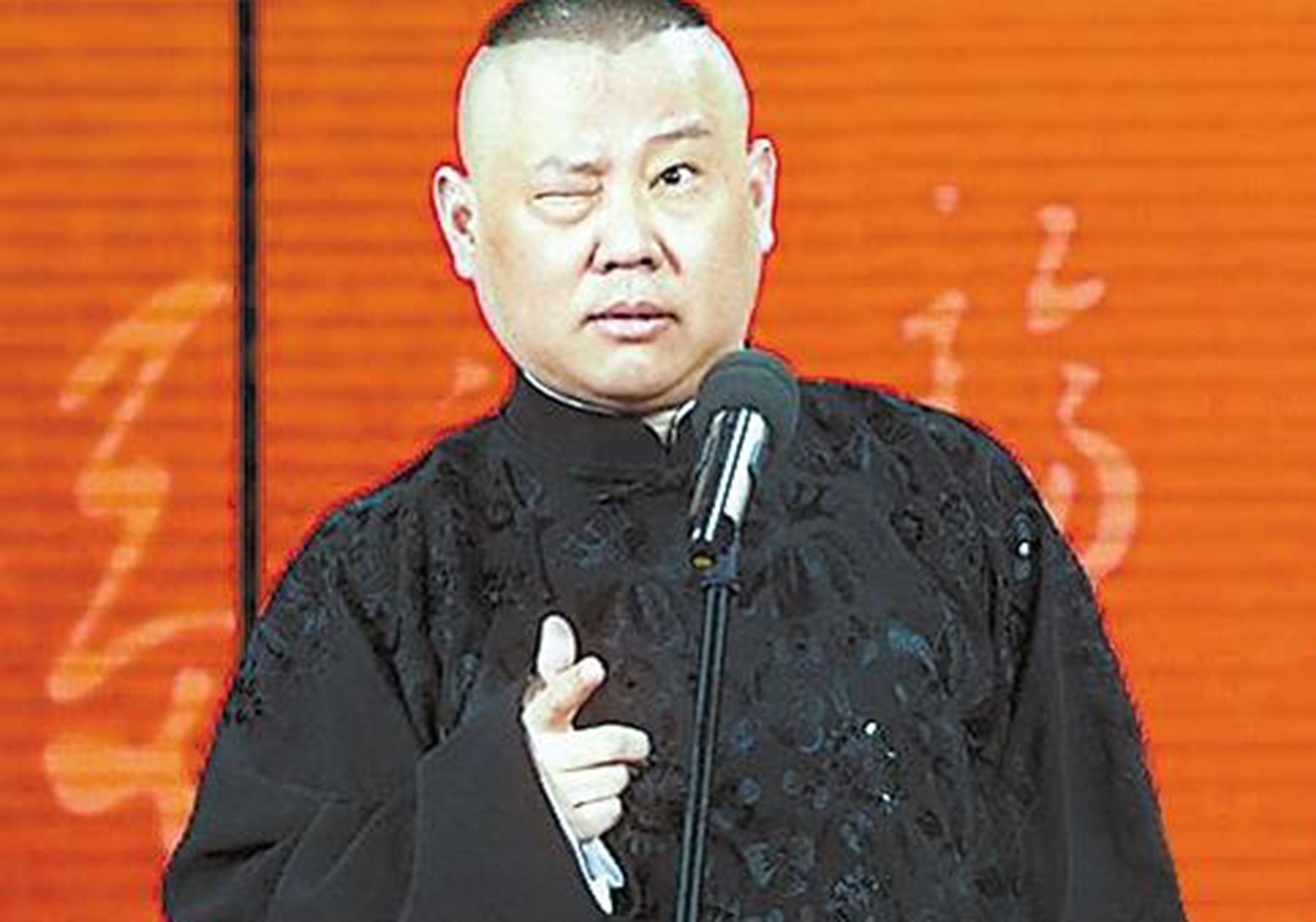 斯洛伐克支持对俄第18轮制裁！泽连斯基西装参加北约峰会